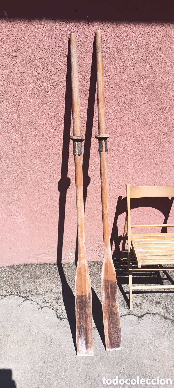 Antig&uuml;edades: Remos de barca a&ntilde;os 20 - Foto 1