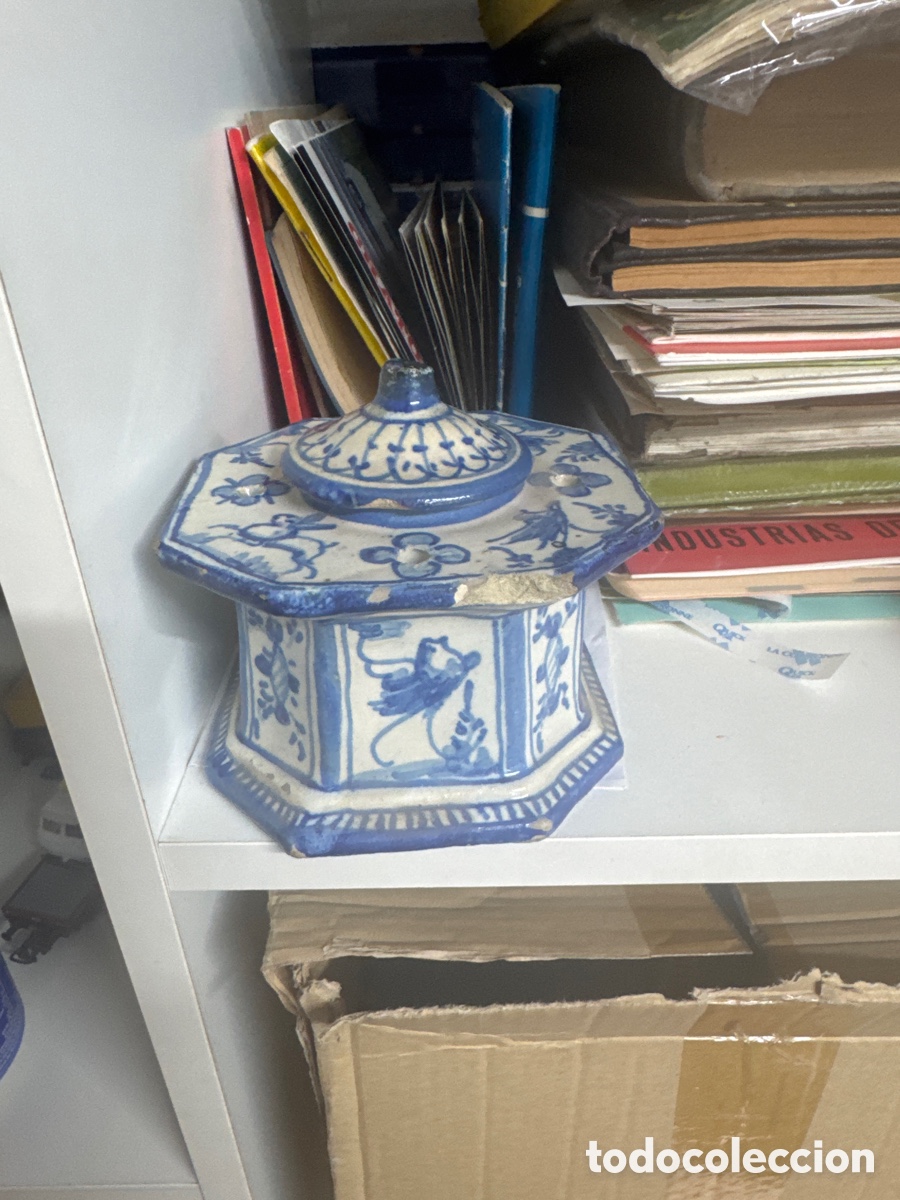 Antig&uuml;edades: Antiguo tintero de Talavera - Foto 1