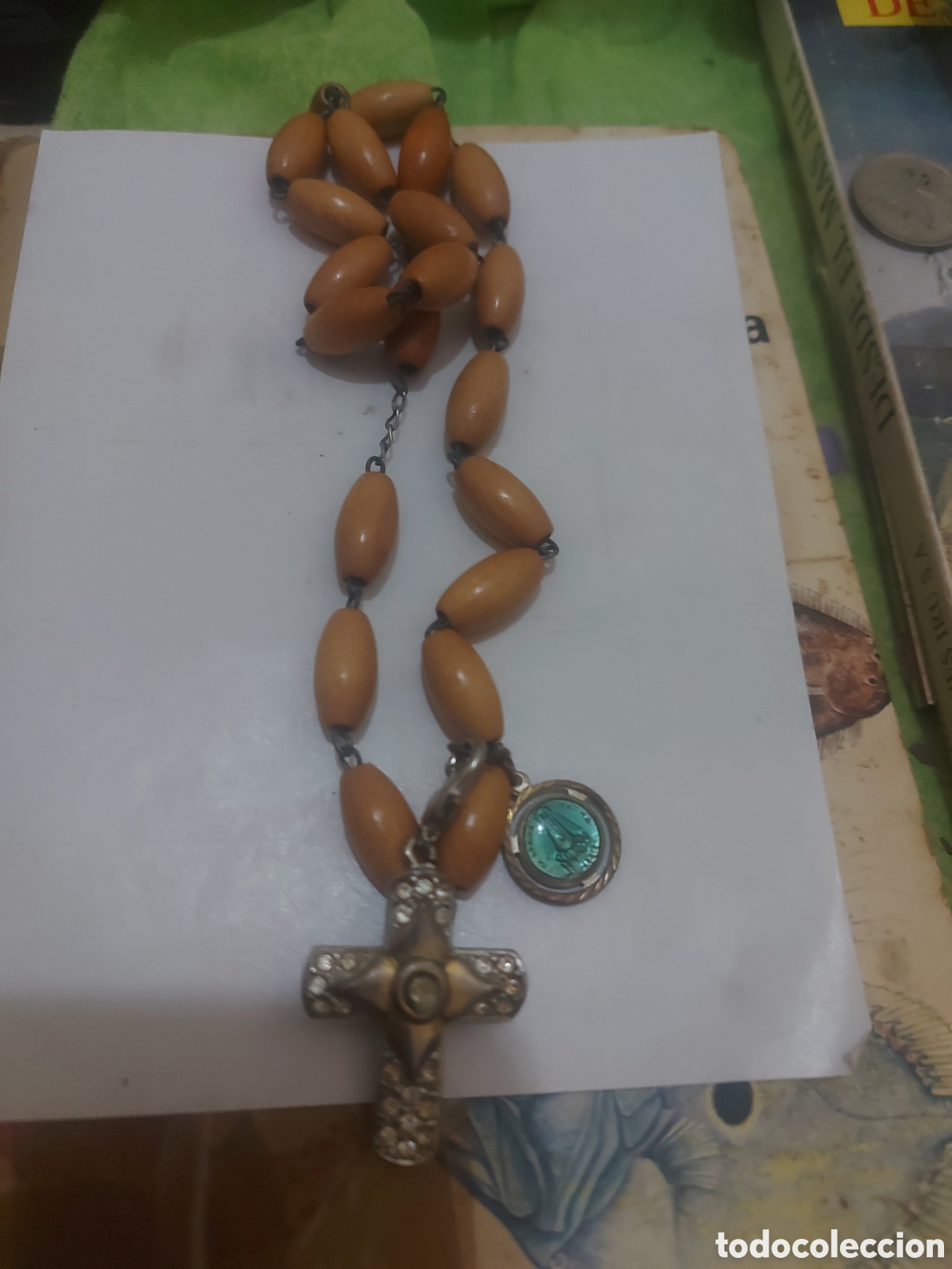 Antig&uuml;edades: el rosario de la Virgen de - Foto 1