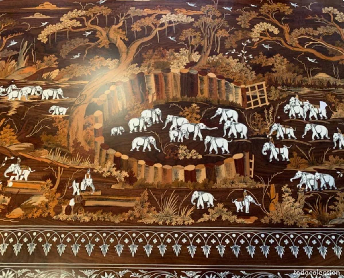 Antig&uuml;edades: Juego de mesa y Sillas de India - Foto 2