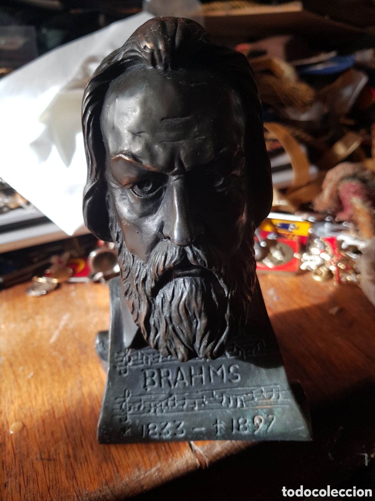Antig&uuml;edades: ANTIGUO BUSTO DE METAL DE BRAHMS