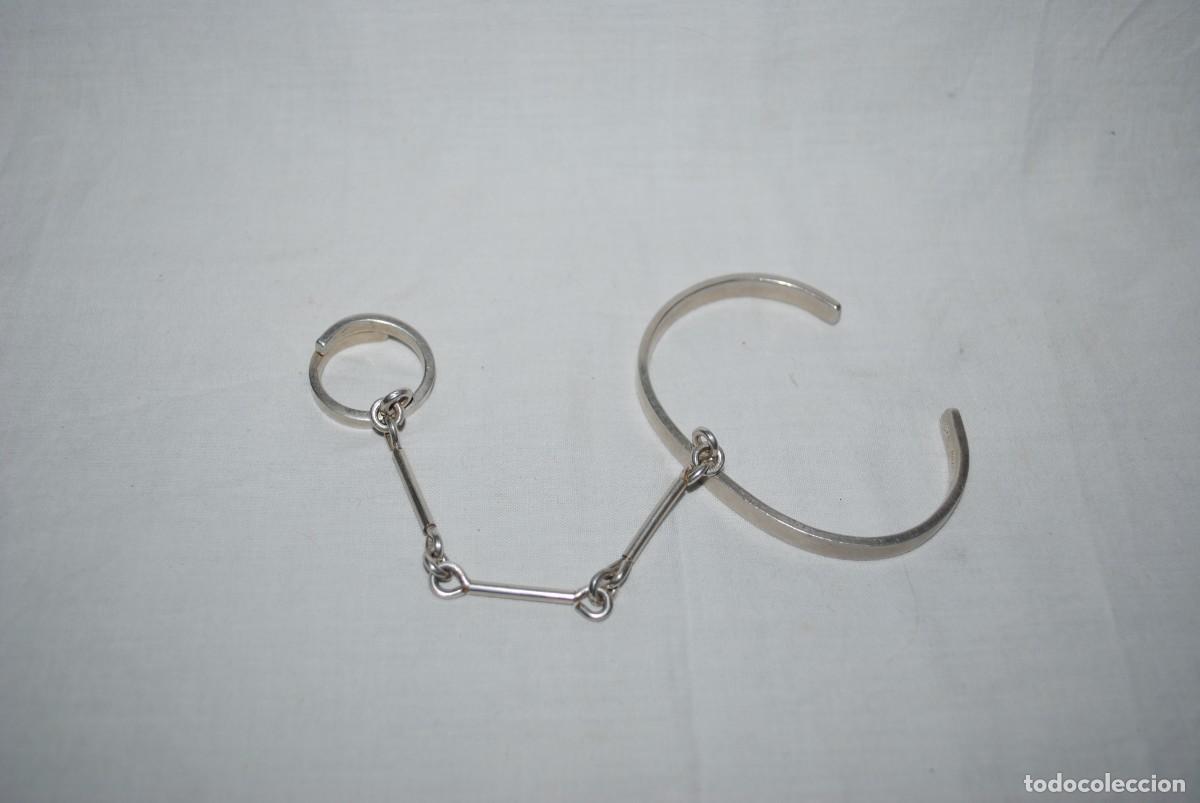 Antig&uuml;edades: ESCLAVA DE PLATA CON ANILLO - Foto 4