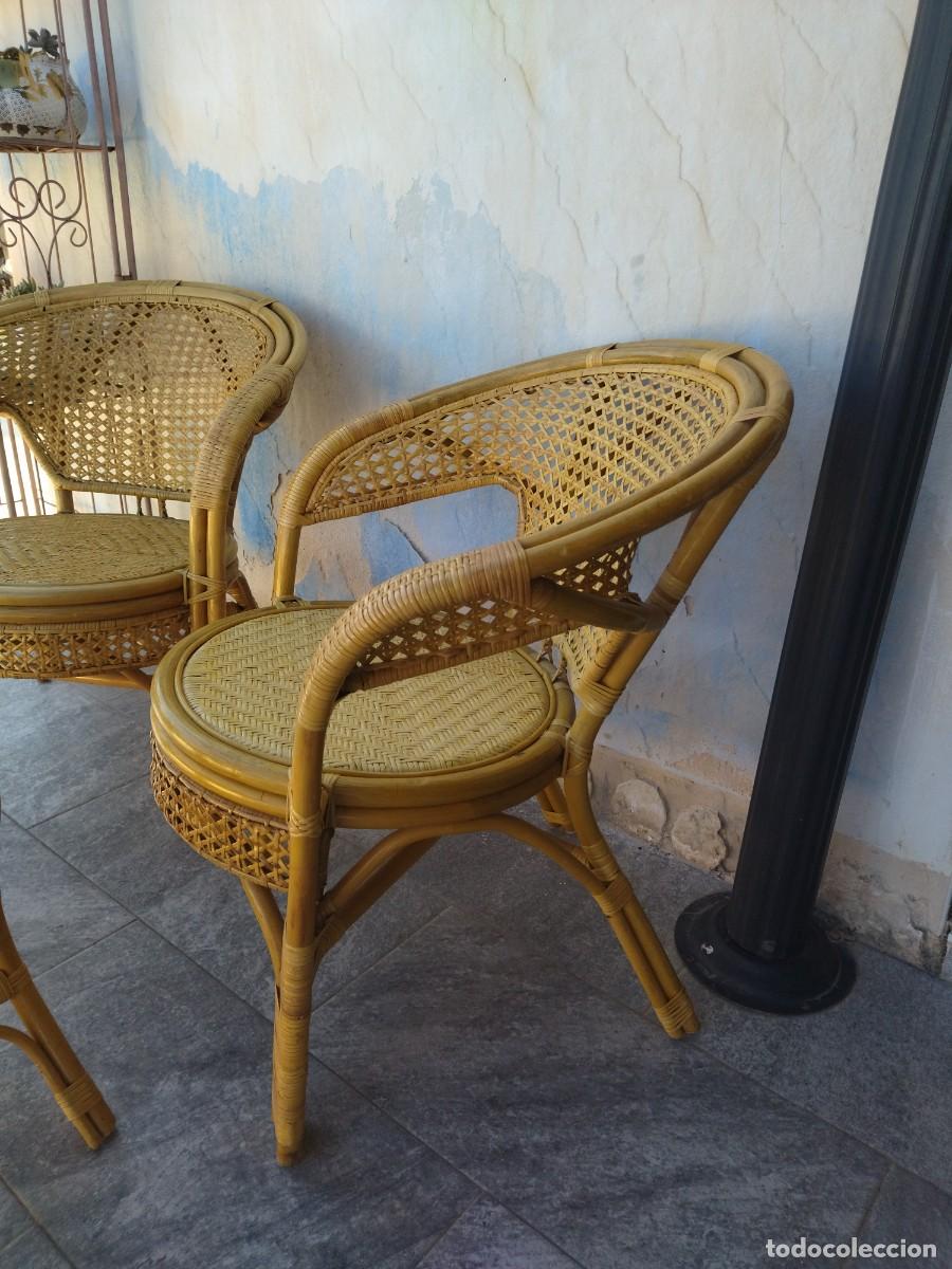 Antig&uuml;edades: Conjunto de mesa y 1 sill&oacute;n de Bamb&uacute; y rat&aacute;n. Pelangi - Foto 9