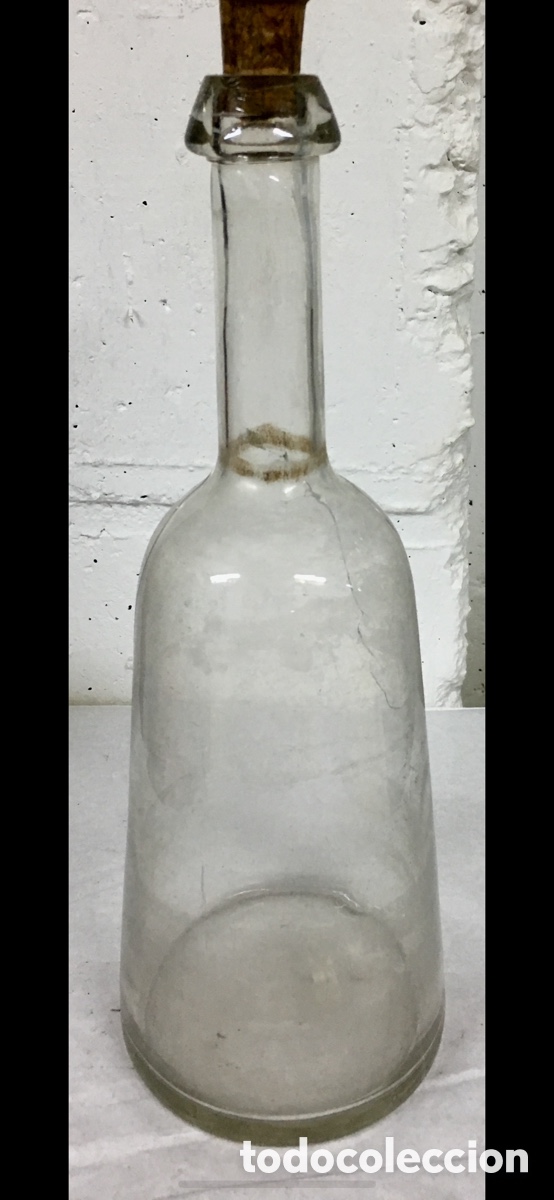 Antig&uuml;edades: Botella de cristal antigua. Mid-Century. Francia.