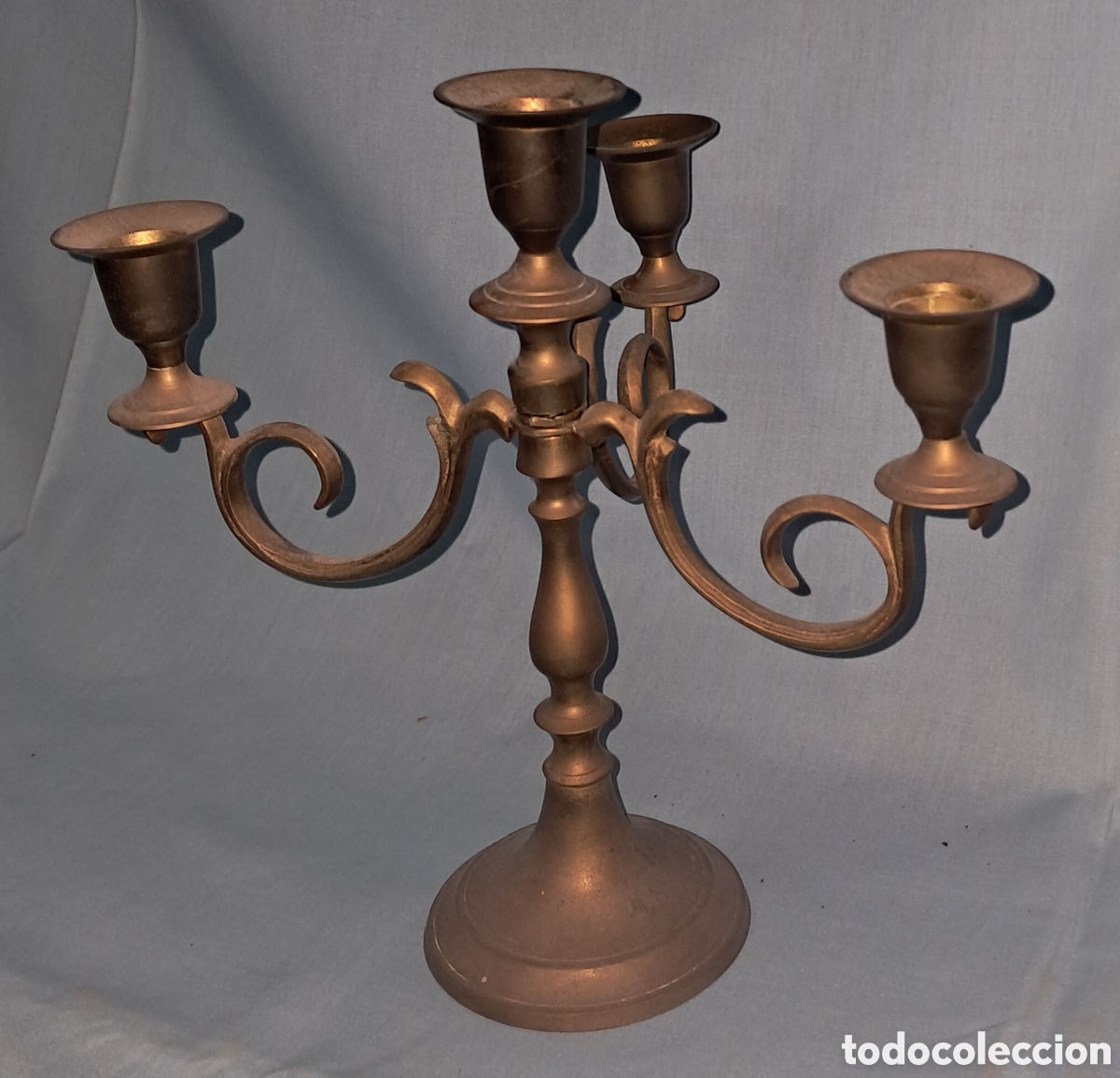 Antig&uuml;edades: ANTIGUO CANDELADRO DE BRONCE DE 4 BRAZOS - Foto 4