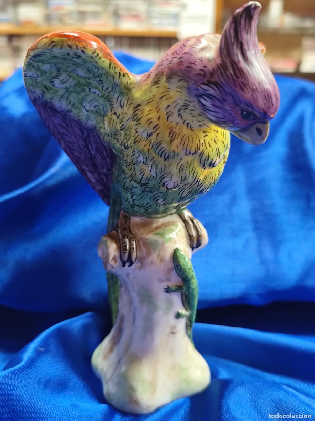 Antig&uuml;edades: ESPECTACULAR LORO EN PORCELANA - Foto 2