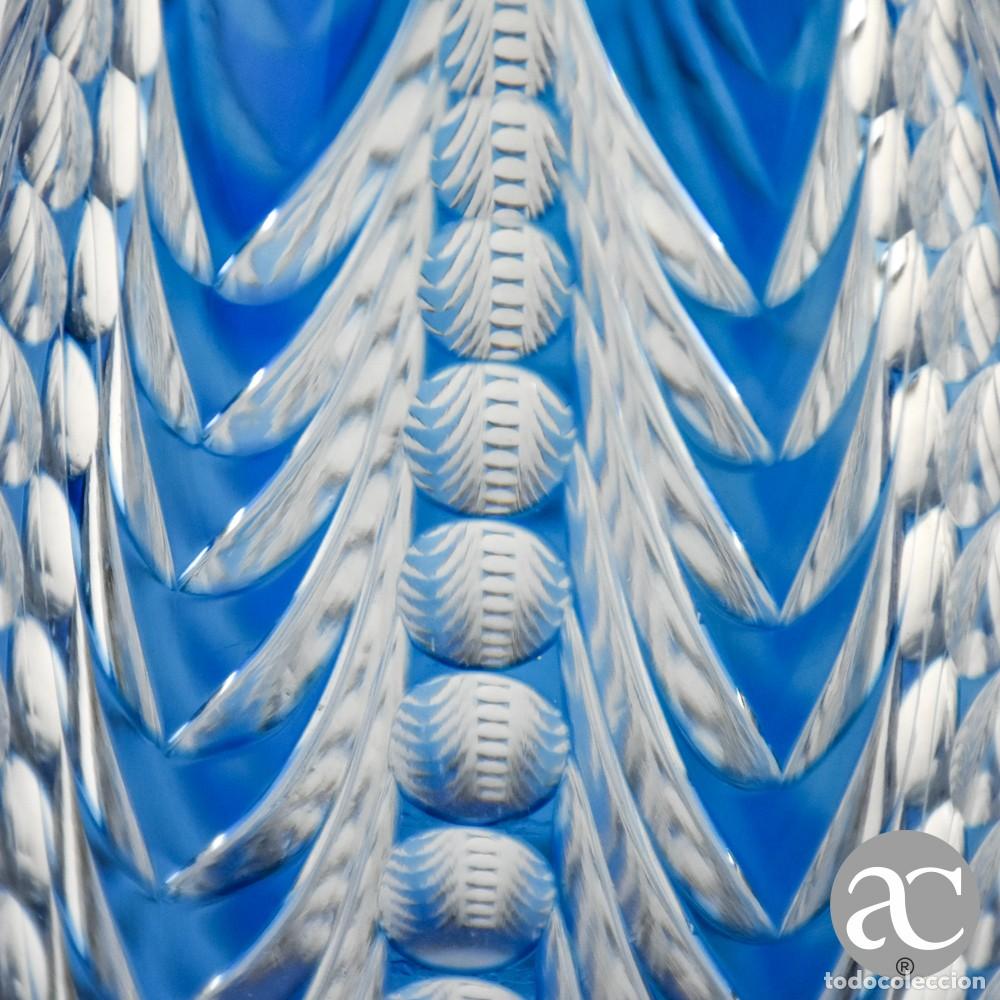 Antig&uuml;edades: Garrafa de cristal doubl&eacute; lapidado em azul - Foto 6