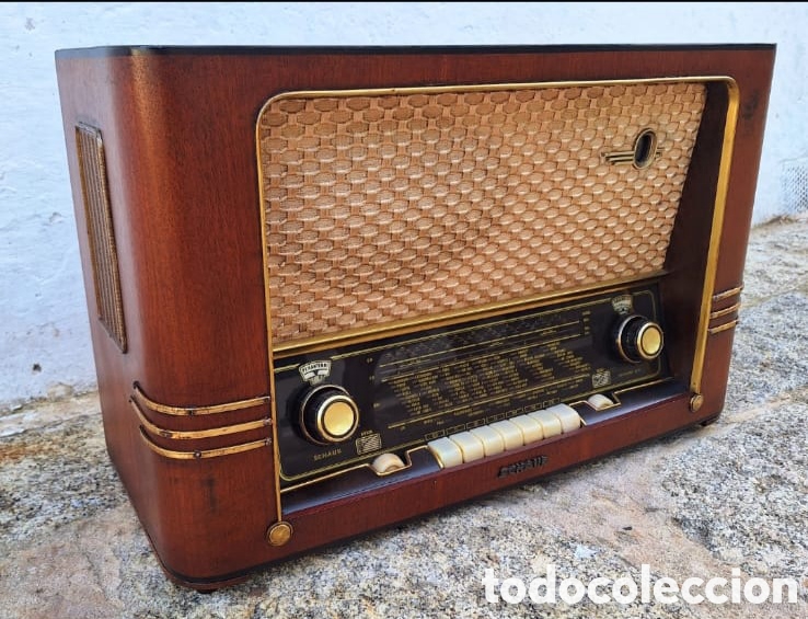 Antiquit&eacute;s: Gran Radio Antig&uuml;a de madera