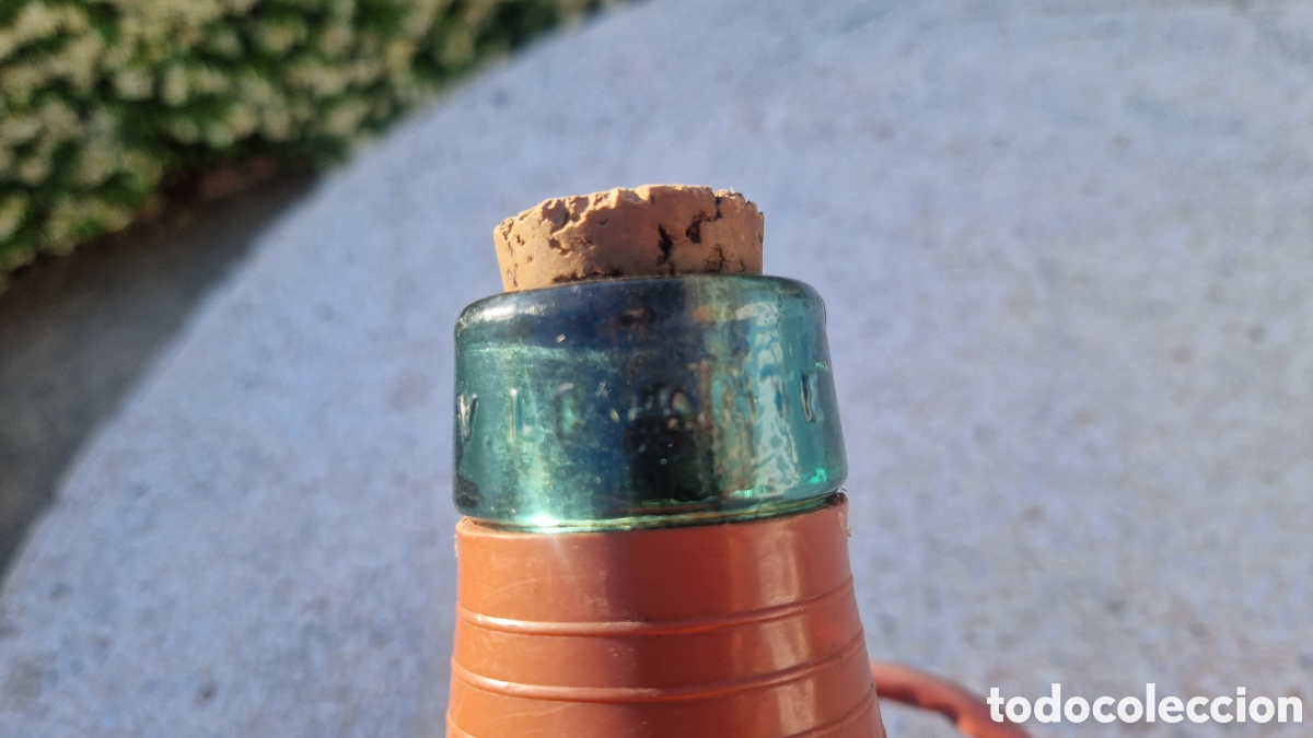 Antig&uuml;edades: Damajuana ,botella de cristal formada de esparto y madera - Foto 4