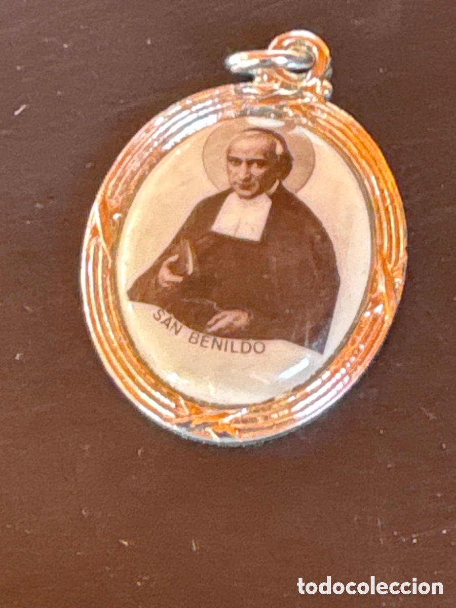 Antig&uuml;edades: Medalla de San Benildo - Foto 2