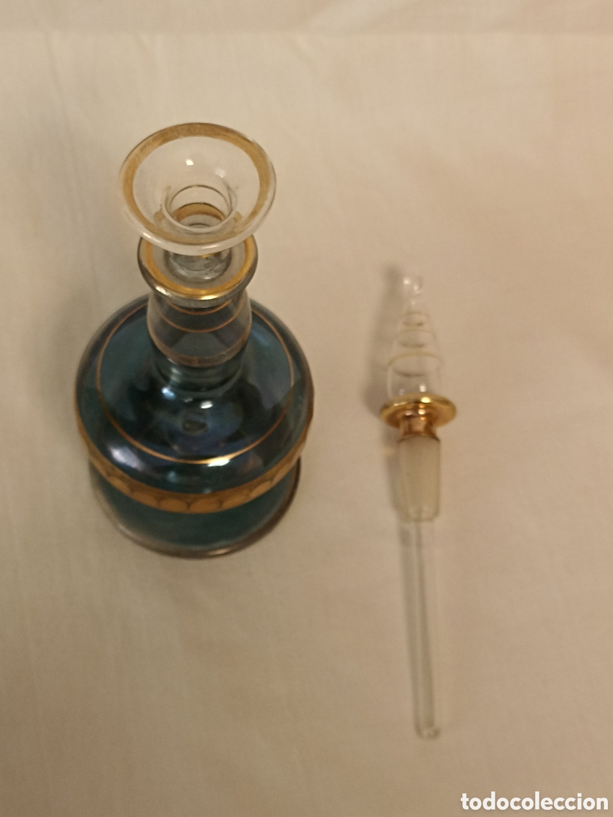Antig&uuml;edades: Perfumero de cristal antiguo - Foto 2