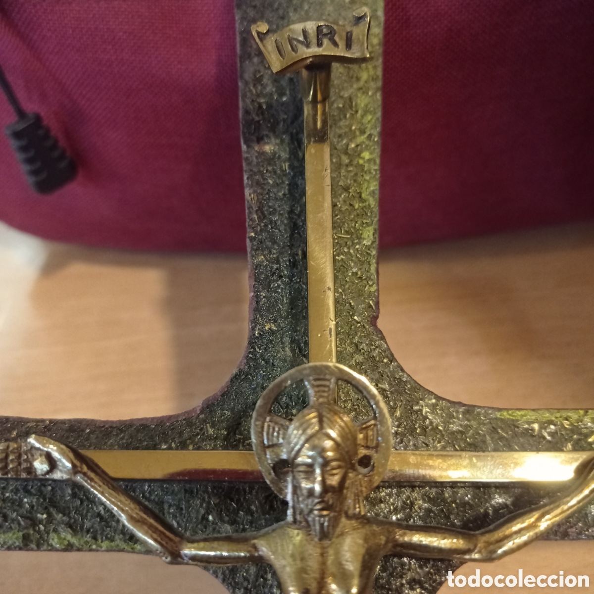 Antig&uuml;edades: CRUCIFIJO ANTIGUO DE BRONCE - Foto 2