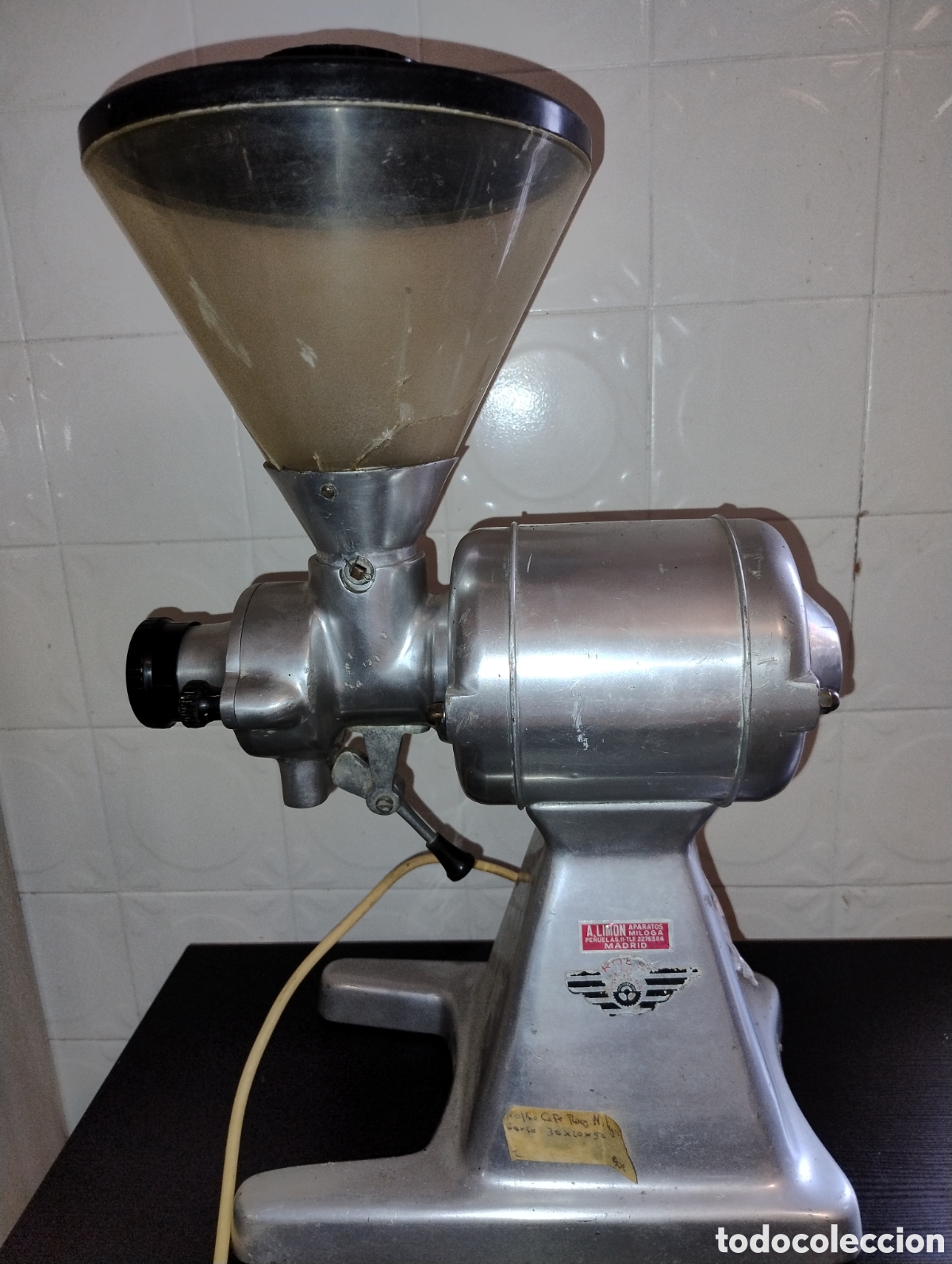 Antig&uuml;edades: Molinillo de caf&eacute; el&eacute;ctrico marca Roes Barcelona - Foto 3