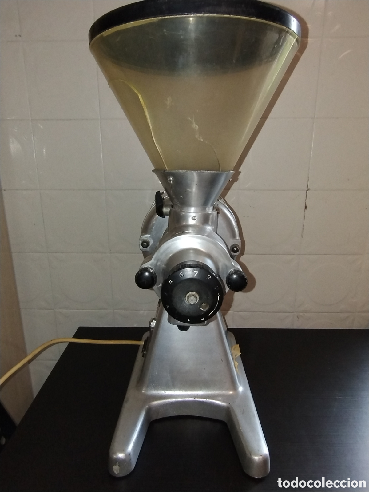 Antiguidades: Molinillo de caf&eacute; el&eacute;ctrico marca Roes Barcelona