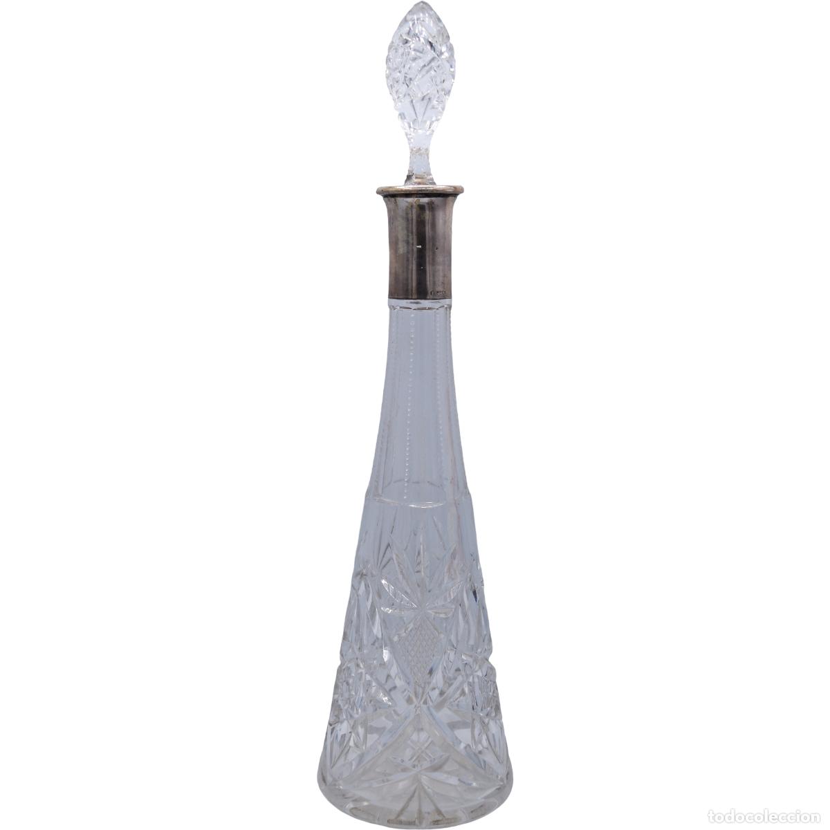 Antig&uuml;edades: Licorera de cristal tallado con cuello de plata - Foto 1