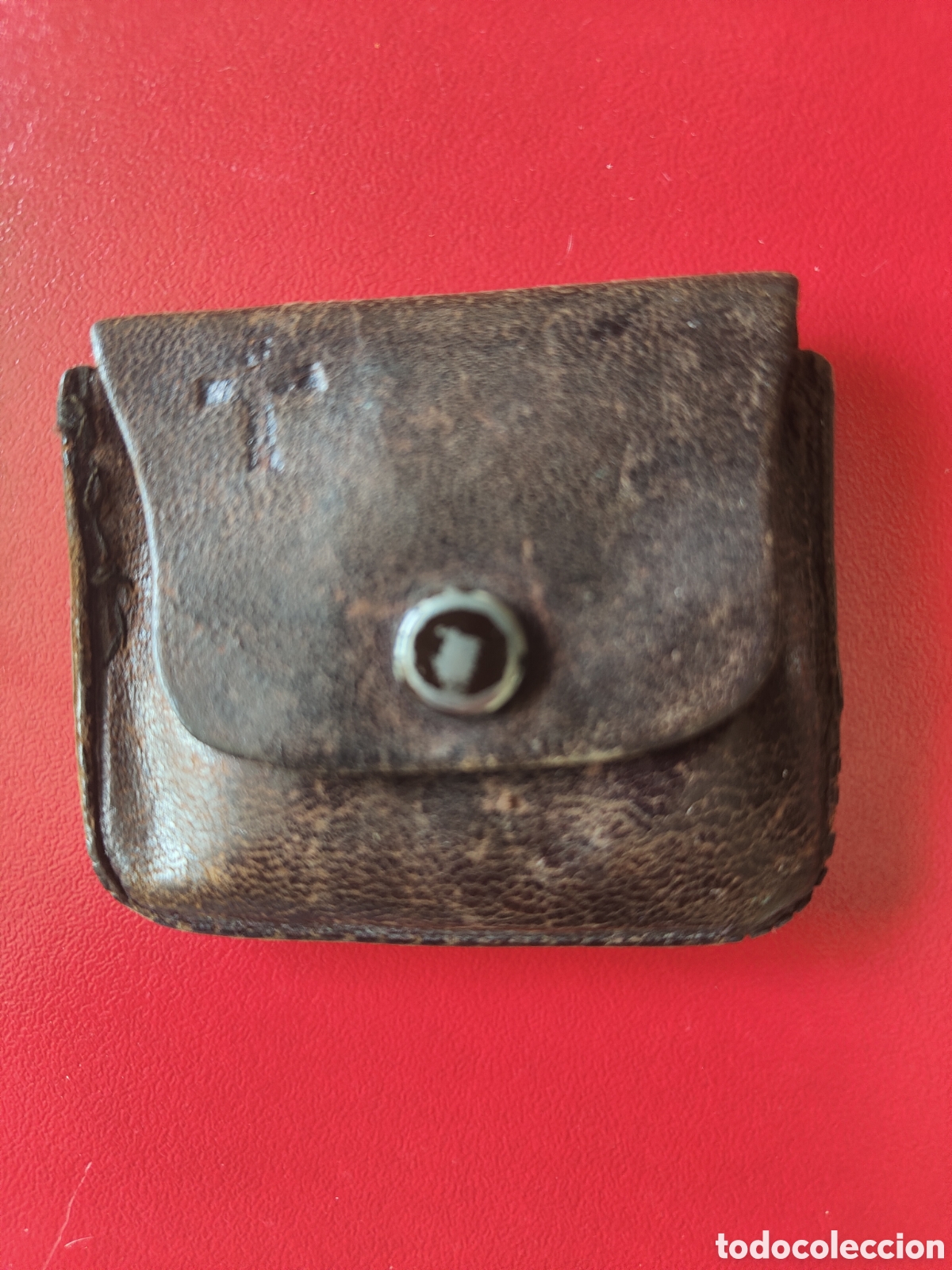 Antig&uuml;edades: Cartera antigua de cuero - Foto 1