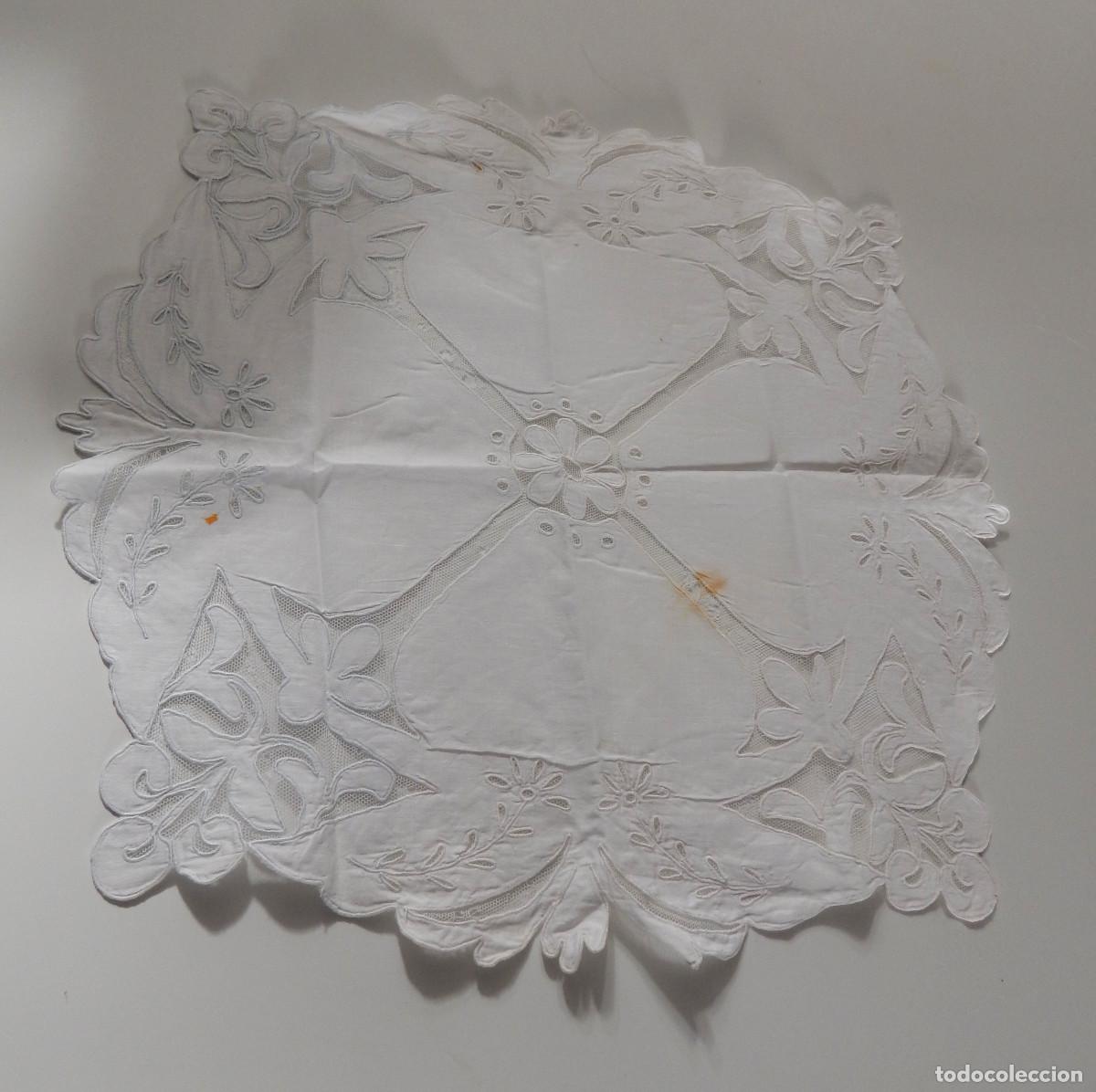 Antig&uuml;edades: Victorian cotton and lace table mat - Foto 4