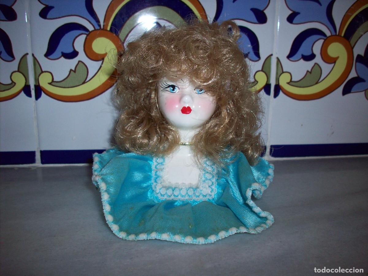 Antig&uuml;edades: busto de mu&ntilde;eca de porcelana - Foto 1