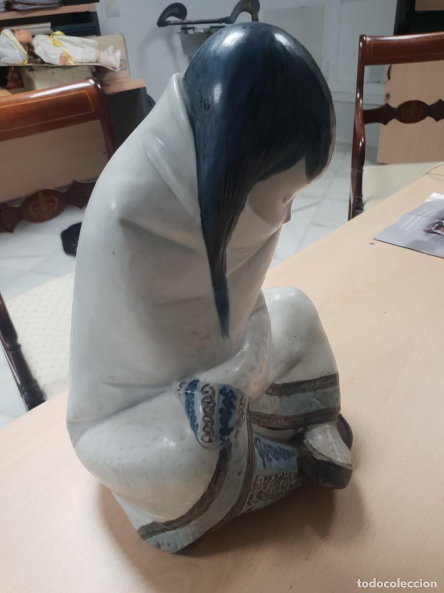 Antig&uuml;edades: Figura lladro Esquimal - Foto 2