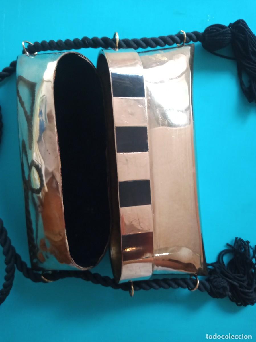 Antig&uuml;edades: ESPECTACULAR BOLSO DE LATON DORADO - Foto 10
