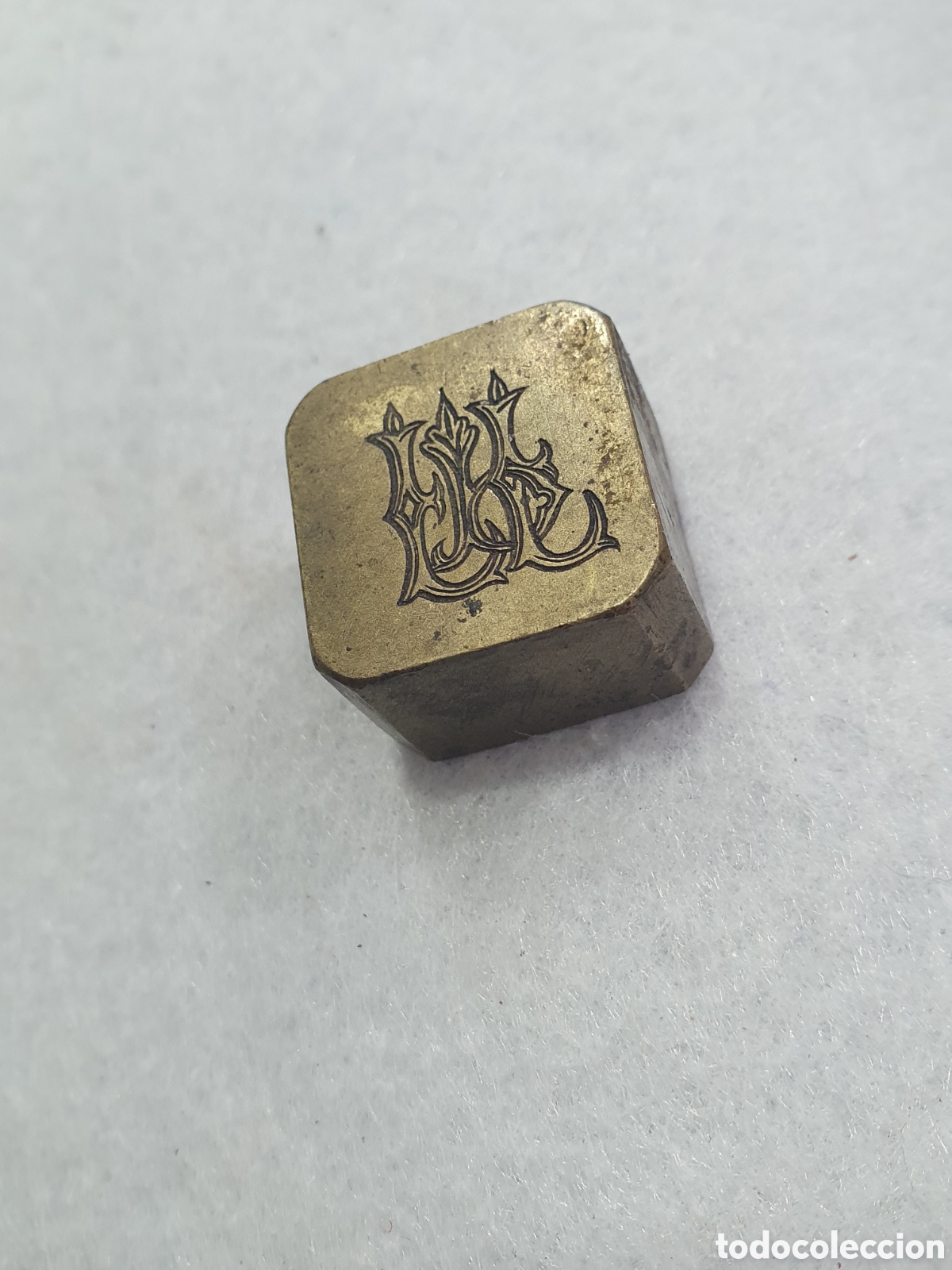Antig&uuml;edades: Base para lacre con iniciales. (L100D) - Foto 1