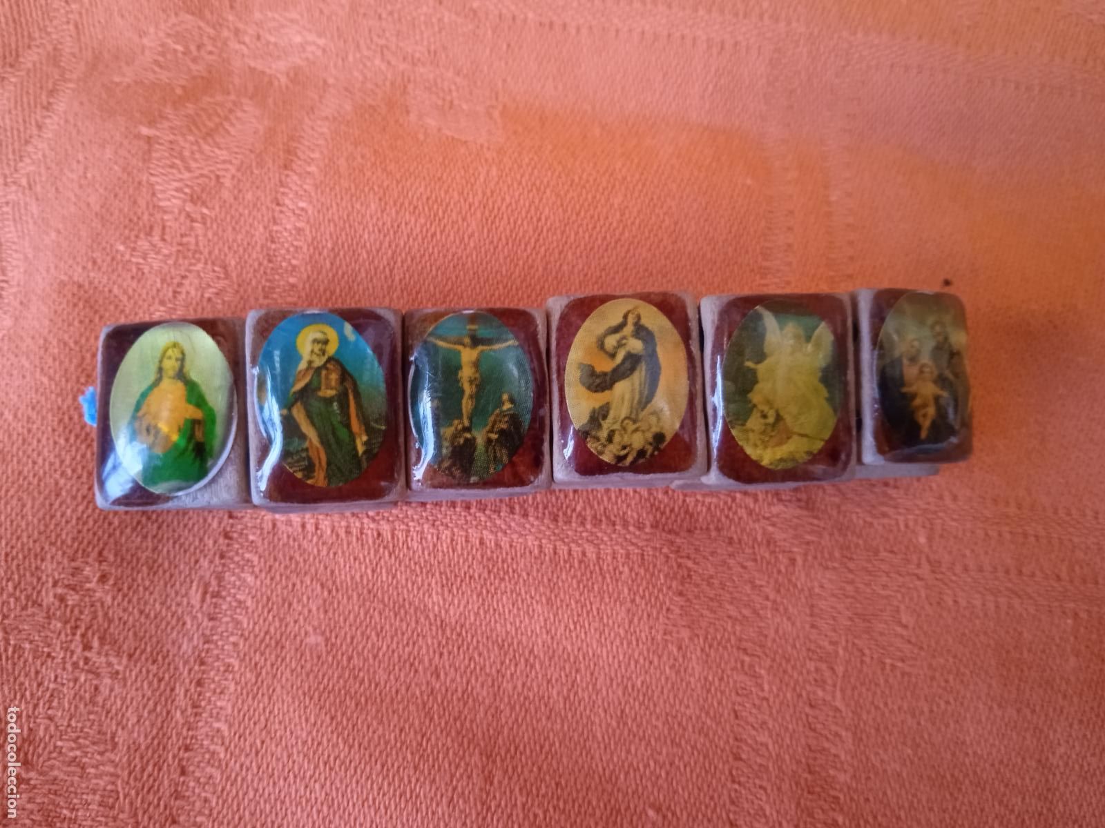 Antig&uuml;edades: ELABORADA PULSERA CON IMAGENES RELIGIOSAS PEGADAS A TROZOS DE MADERA - Foto 1