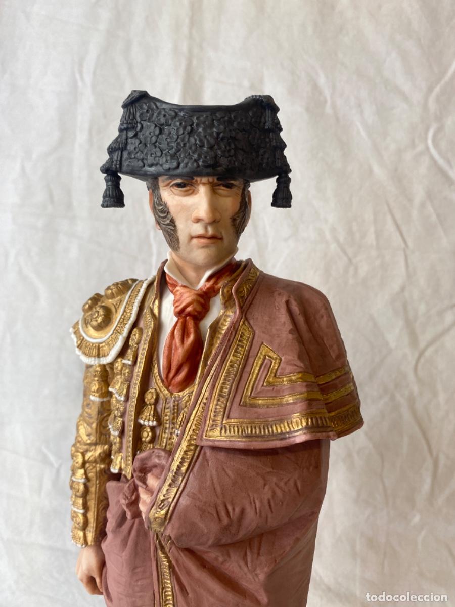 Antig&uuml;edades: TORERO EN PORCELANA DE ALGORA. CERTIFICADO. - Foto 2