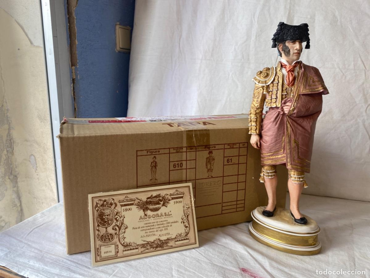 Antig&uuml;edades: TORERO EN PORCELANA DE ALGORA. CERTIFICADO. - Foto 15