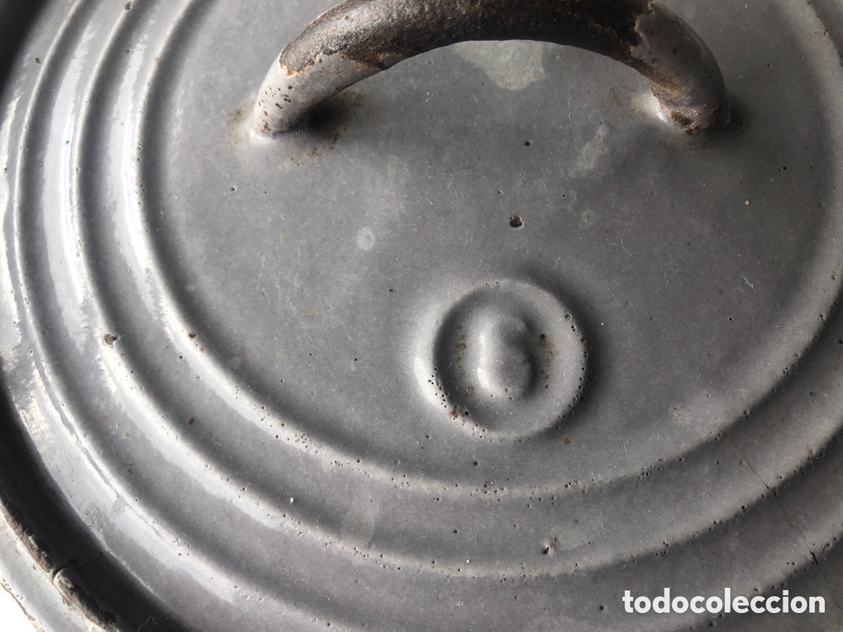 Antig&uuml;edades: Antigua olla de hierro fundido - Foto 2