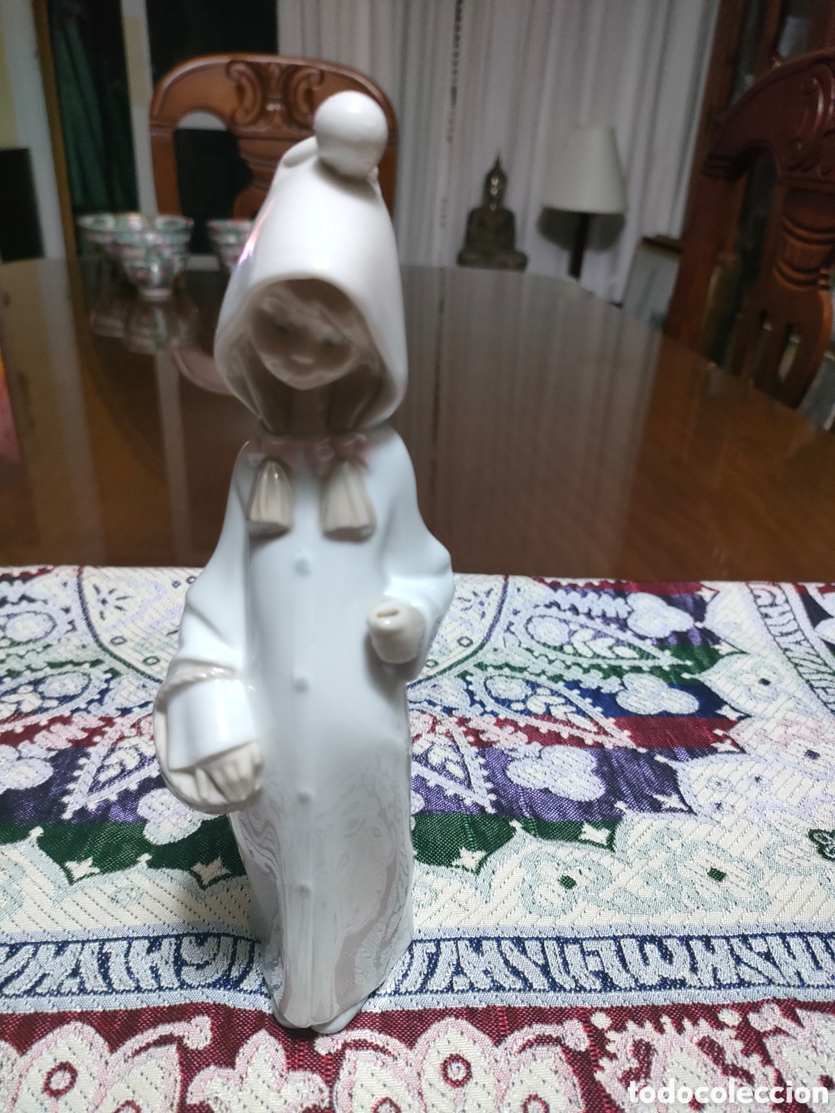 Antig&uuml;edades: Pastora de lladro con cesta - Foto 1