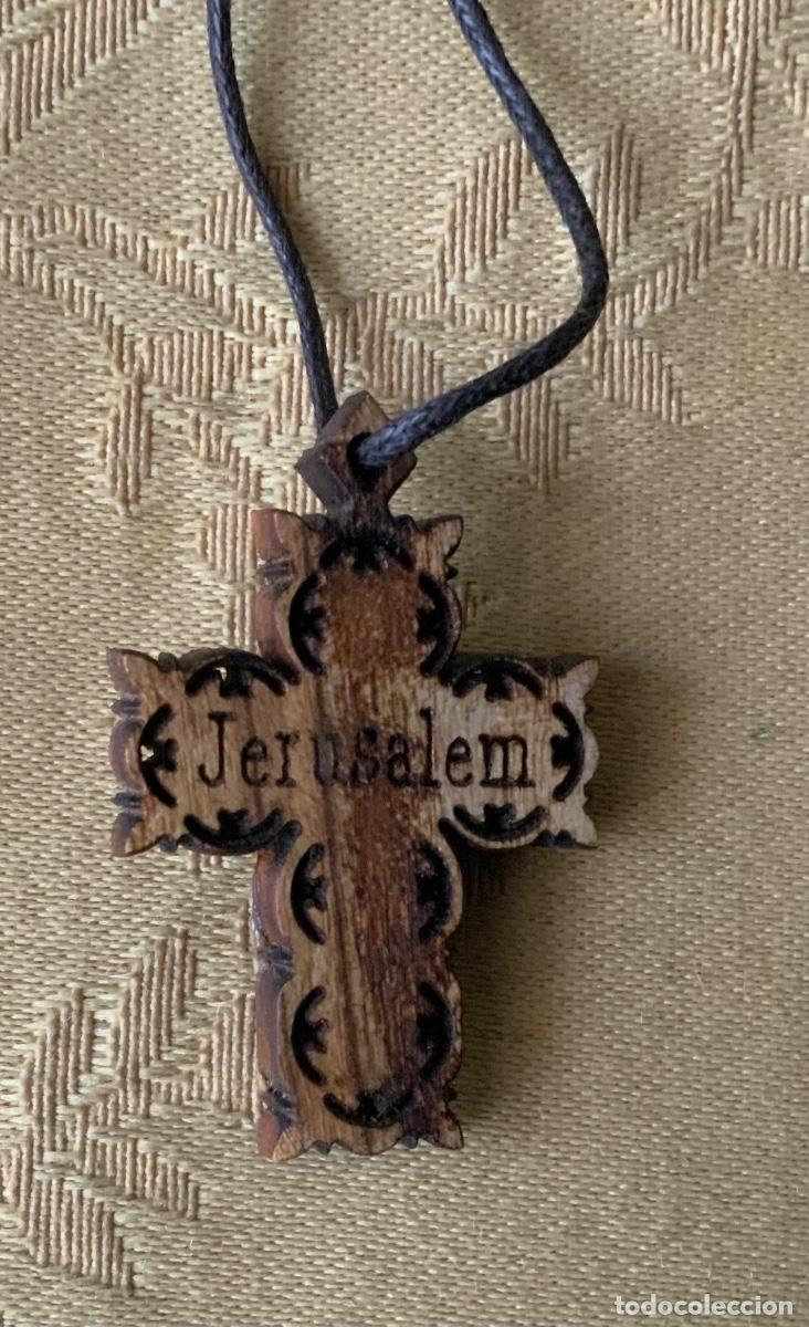 Antig&uuml;edades: CRUZ DE MADERA LABRADA JERUSALEM - Foto 1