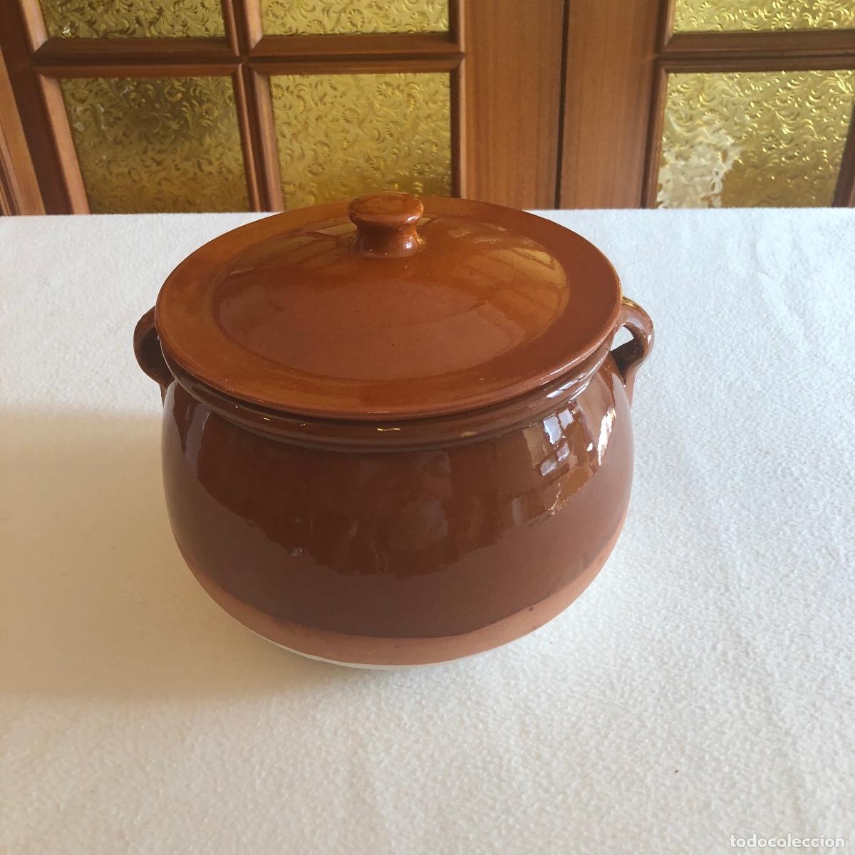 Antig&uuml;edades: Olla de barro esmaltado con tapa. Tradici&oacute;n y sabor - Foto 1