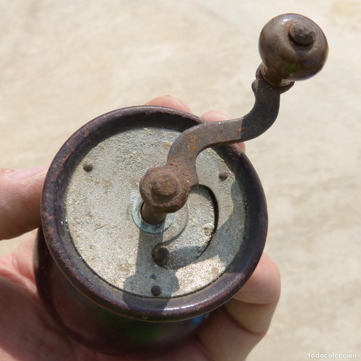 Antig&uuml;edades: Antiguo pimentero de madera, 91gr. - Foto 3
