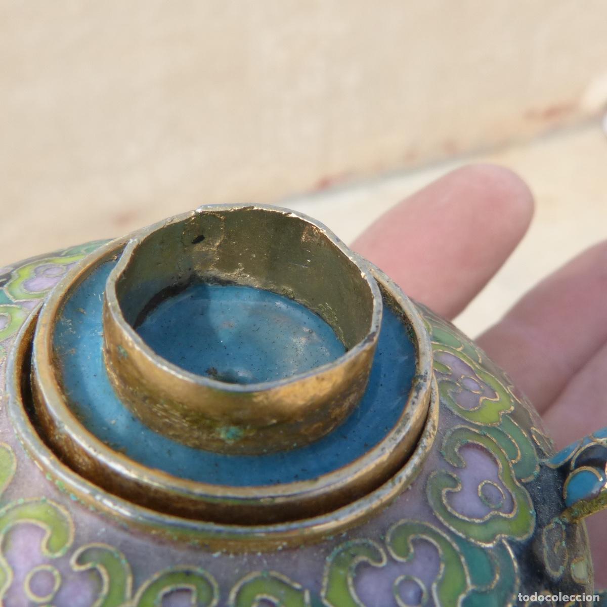 Antig&uuml;edades: Peque&ntilde;a tetera de cloisonne con base de madera, 172gr. - Foto 4