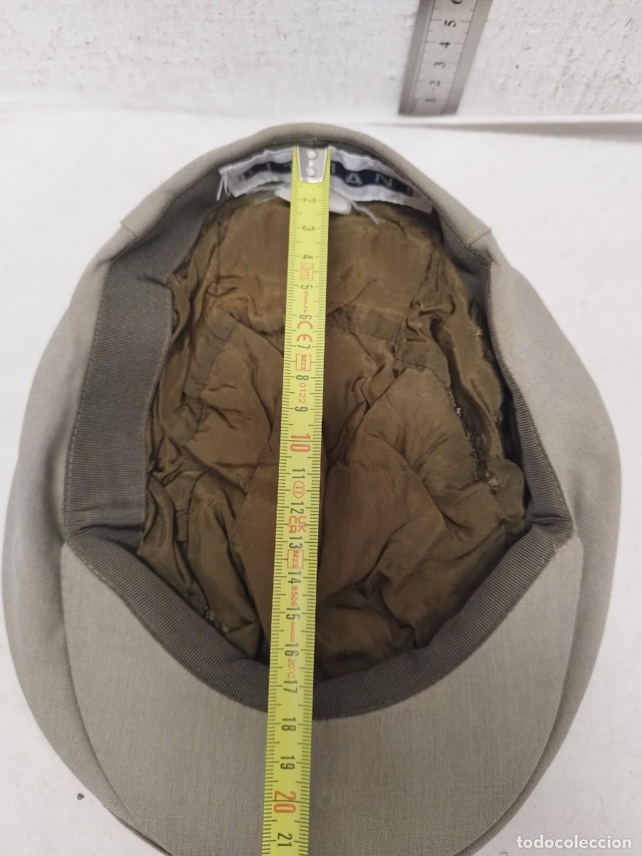 Antig&uuml;edades: Antigua gorra Ditmans de color gris. - Foto 9
