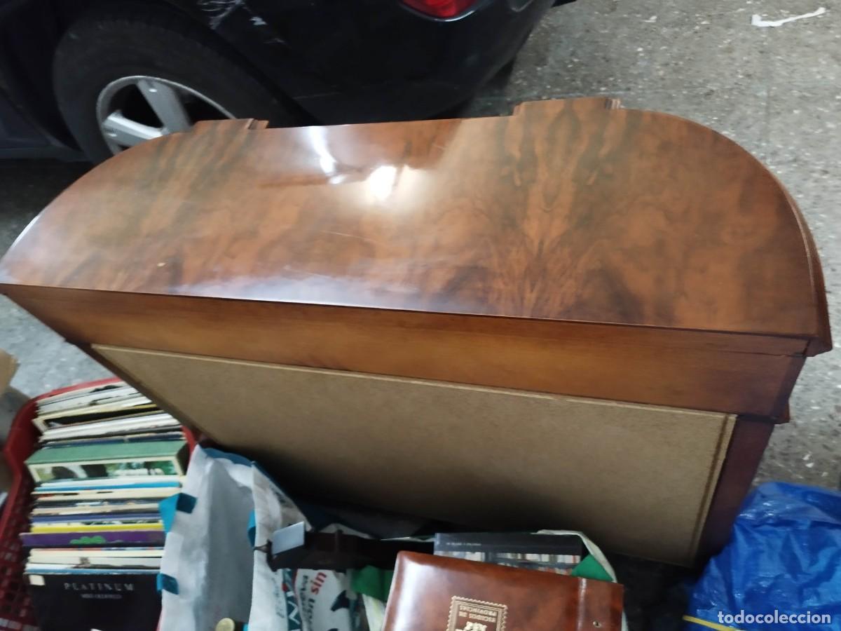 Antig&uuml;edades: Mueble recibidor con espejo. - Foto 4