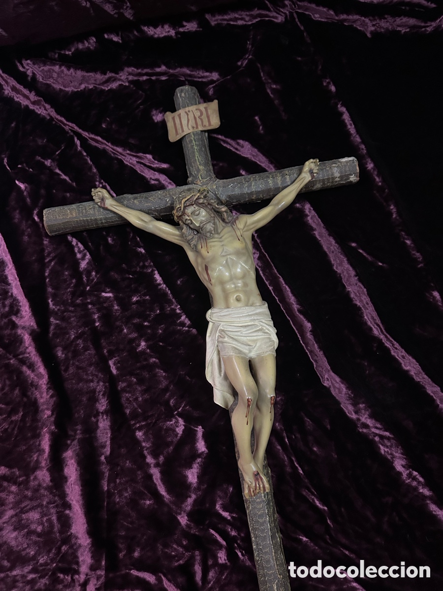 Antig&uuml;edades: Bonito crucificado de Olot - Foto 2