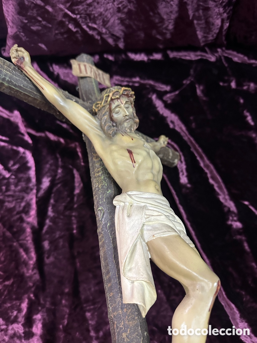 Antig&uuml;edades: Bonito crucificado de Olot - Foto 7