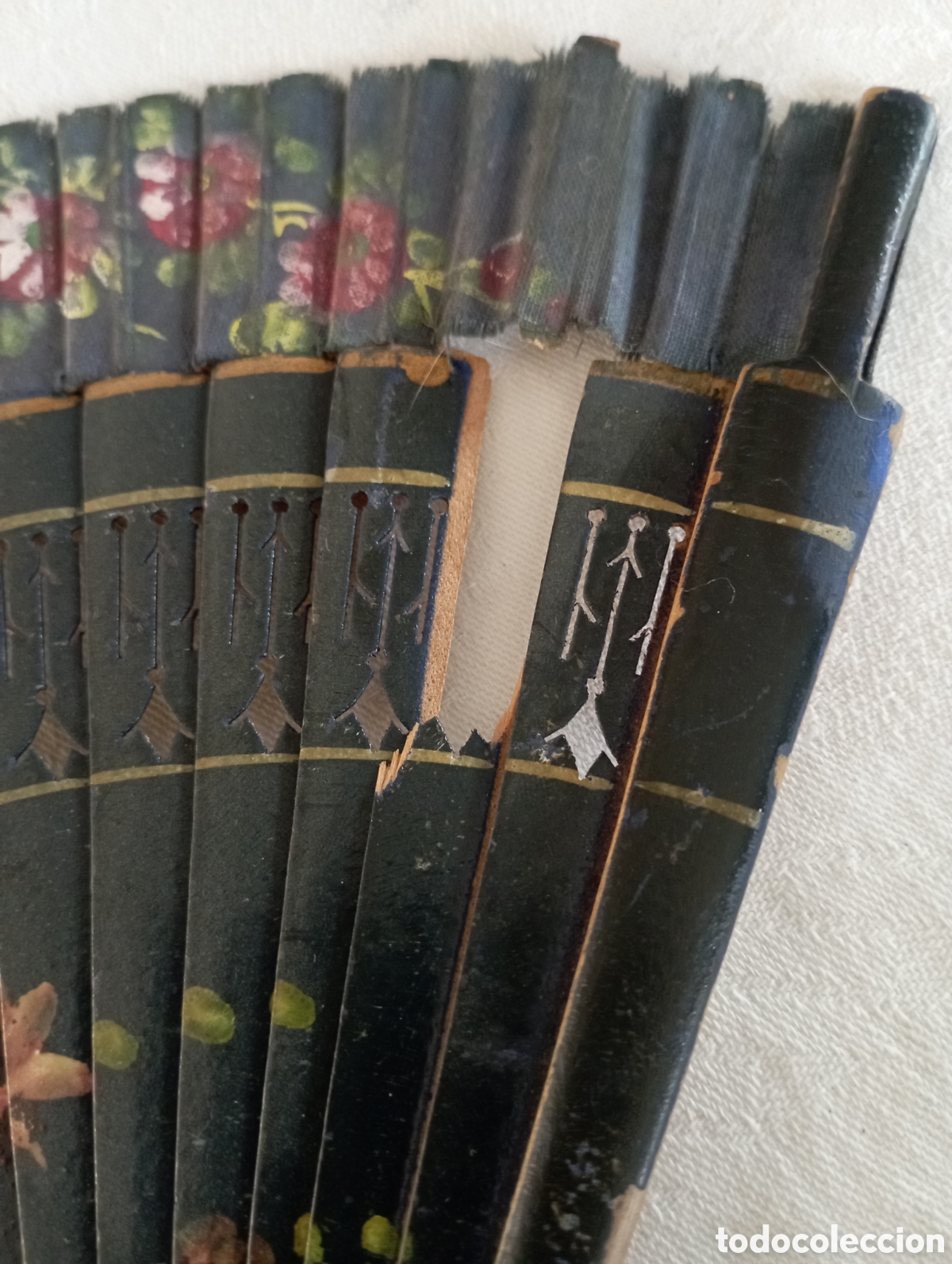 Antig&uuml;edades: Abanico ligero pintado a mano - Foto 4