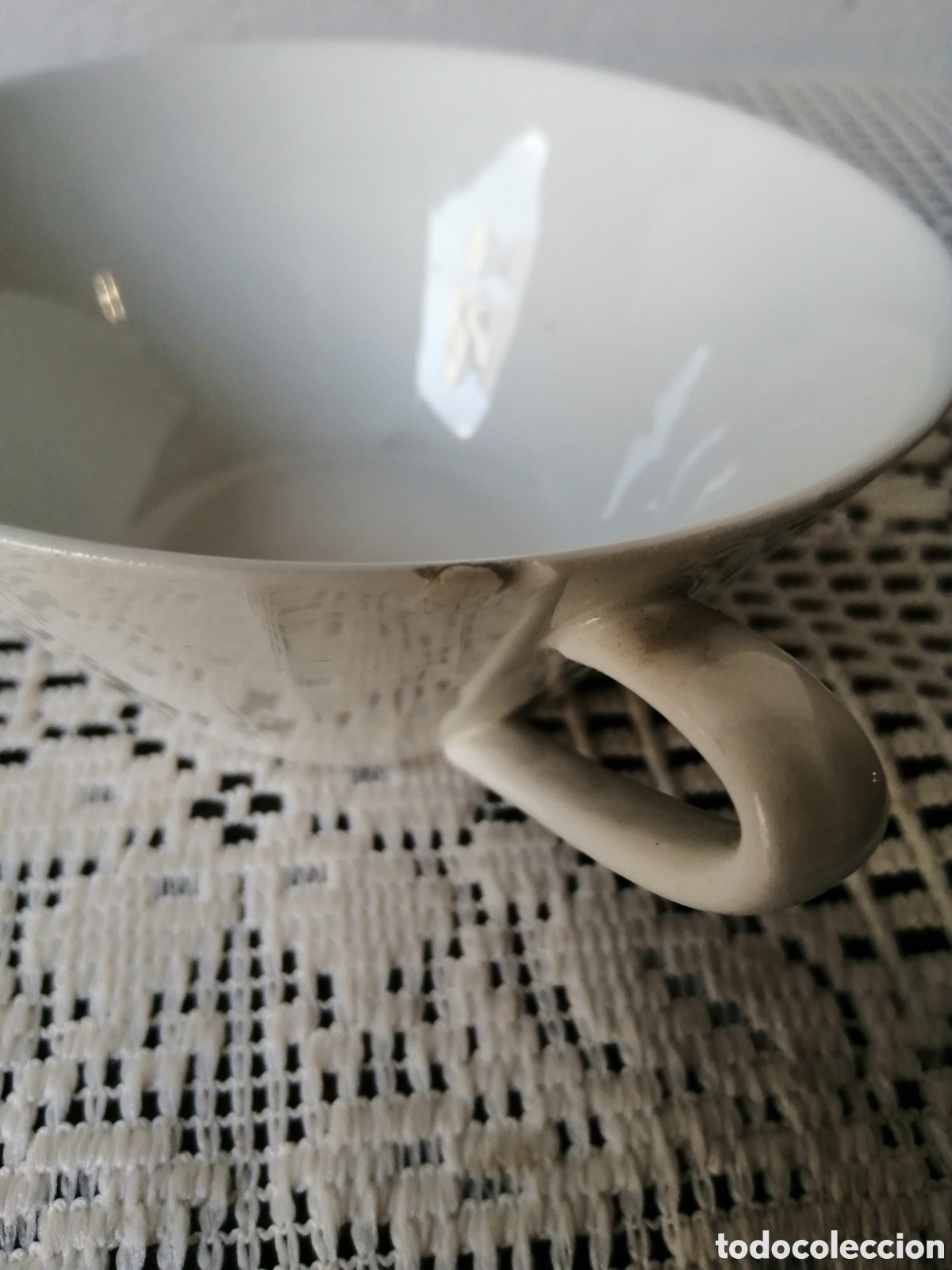 Antig&uuml;edades: DOS TAZAS CONSOM&Eacute; BLANCAS - Foto 5
