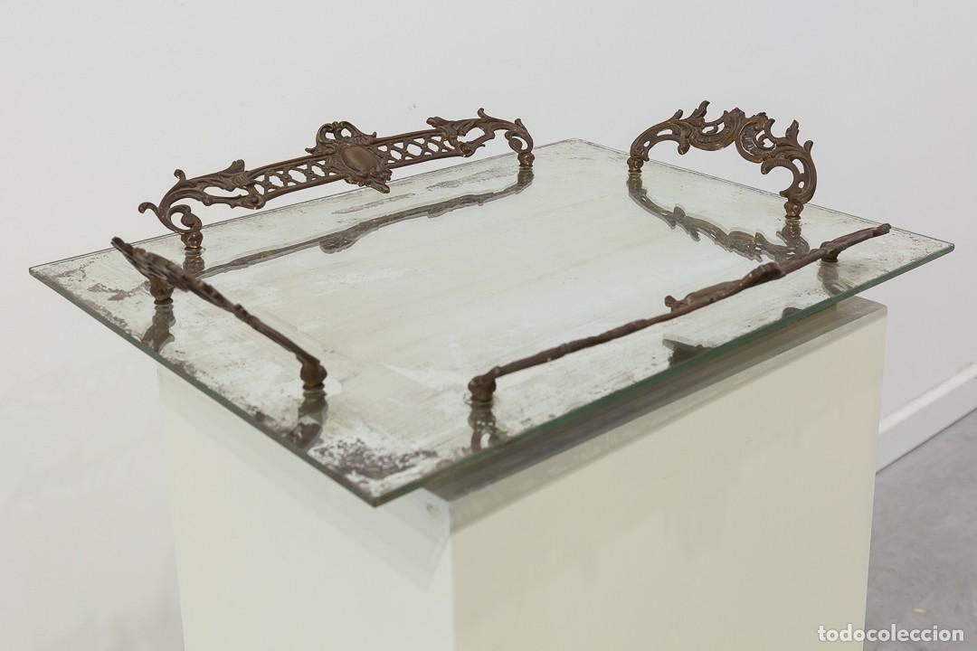 Antig&uuml;edades: Bandeja rectangular de espejo con asas - Foto 2