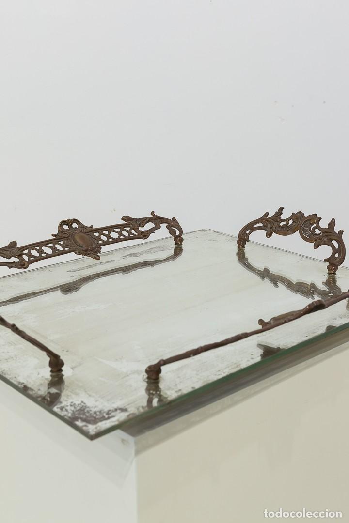 Antig&uuml;edades: Bandeja rectangular de espejo con asas - Foto 3
