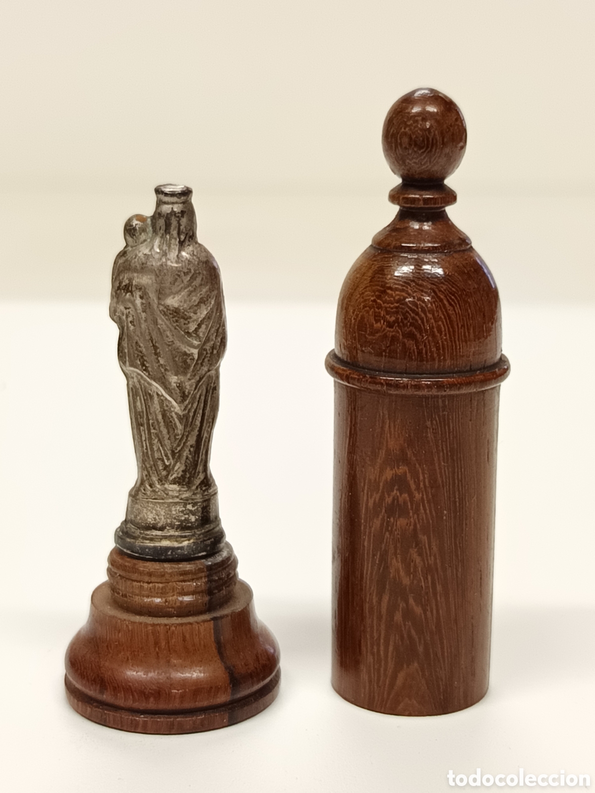 Antig&uuml;edades: Relicario de madera con virgen de plata - Foto 2