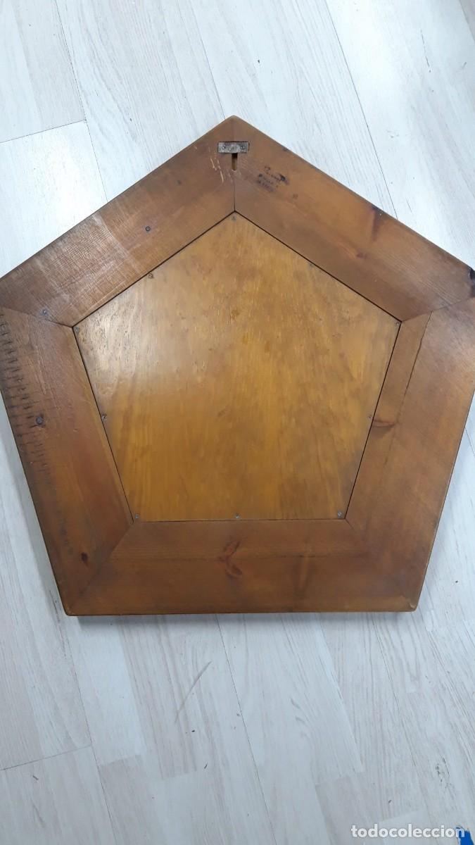 Antig&uuml;edades: Espejo hexagonal de la reconocida marca Valenti - Foto 2