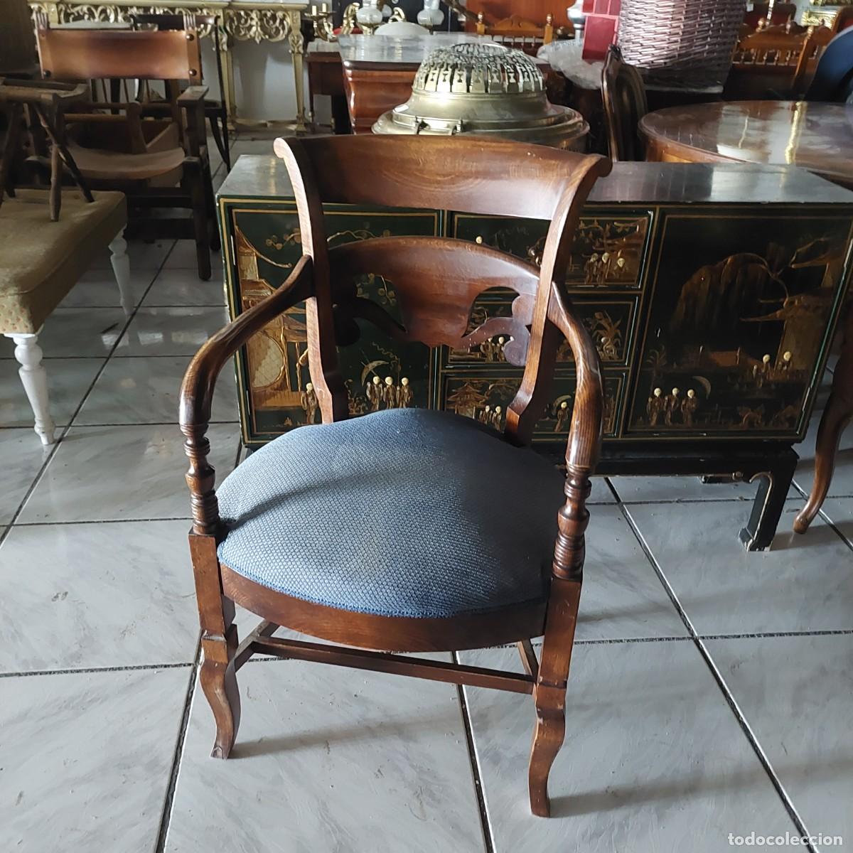 Antig&uuml;edades: Butaca estilo Biedermeier de madera - Foto 1