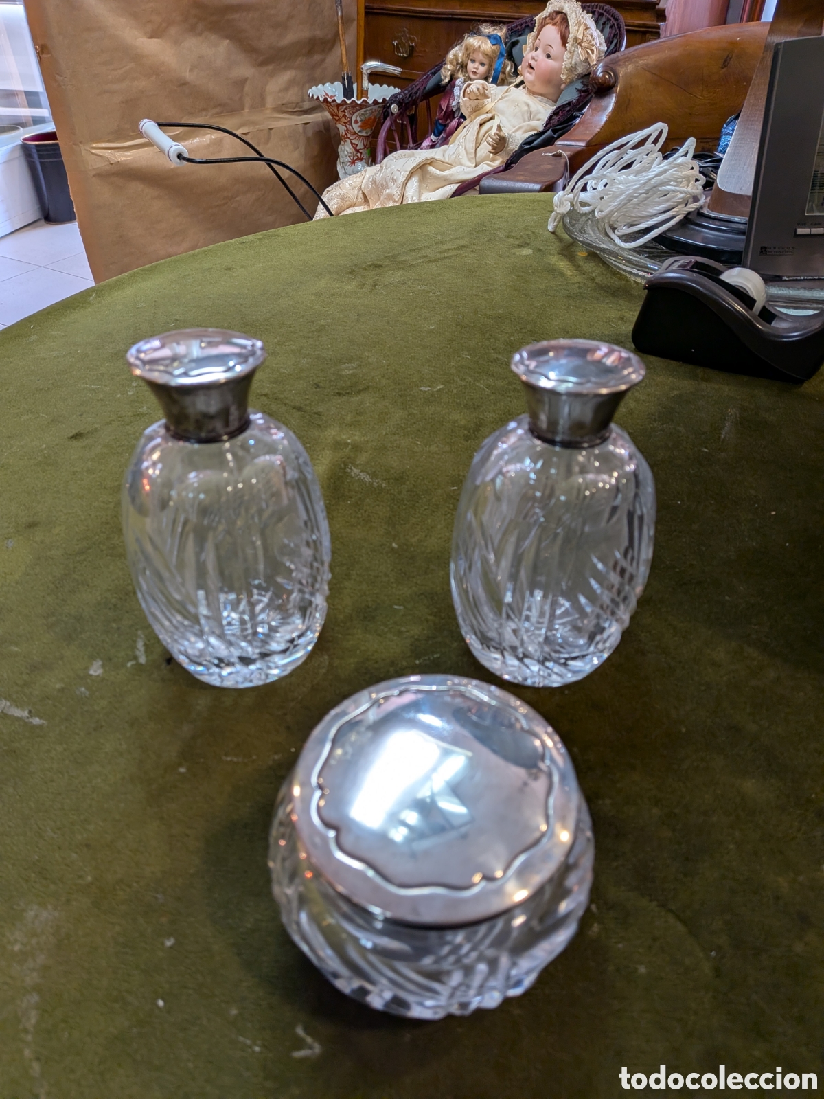 Antig&uuml;edades: Conjunto de tocador, cristal tallado y alpaca. REF-2948 - Foto 2