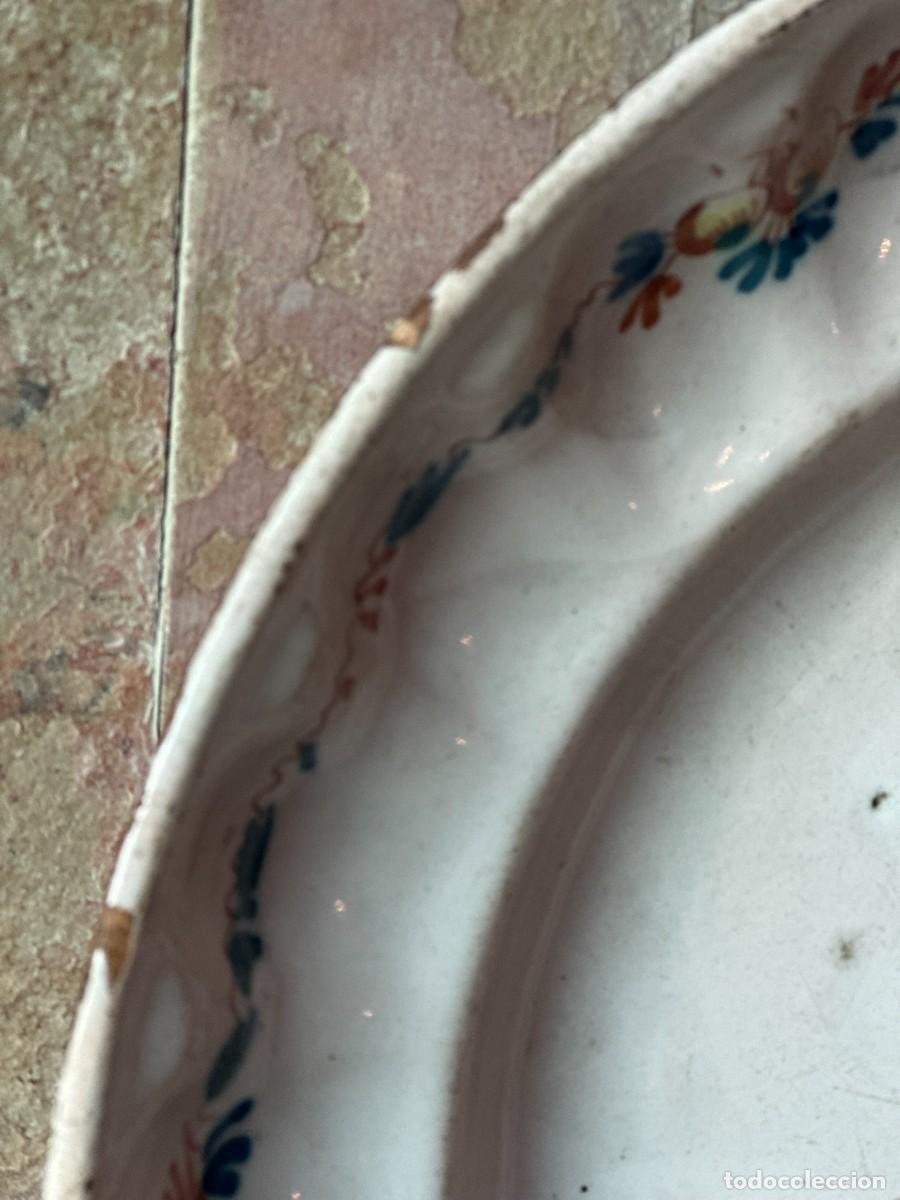 Antig&uuml;edades: PLATO DE PORCELANA DE ALCORA - Foto 2