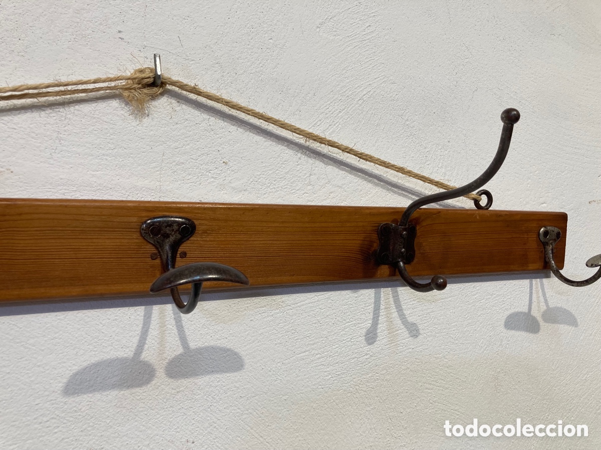 Antig&uuml;edades: Antiguo perchero para colgar - Foto 4