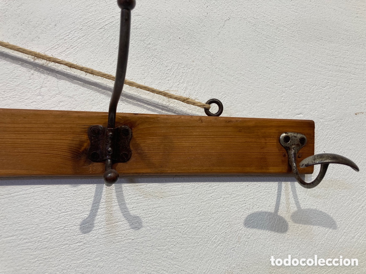 Antig&uuml;edades: Antiguo perchero para colgar - Foto 5