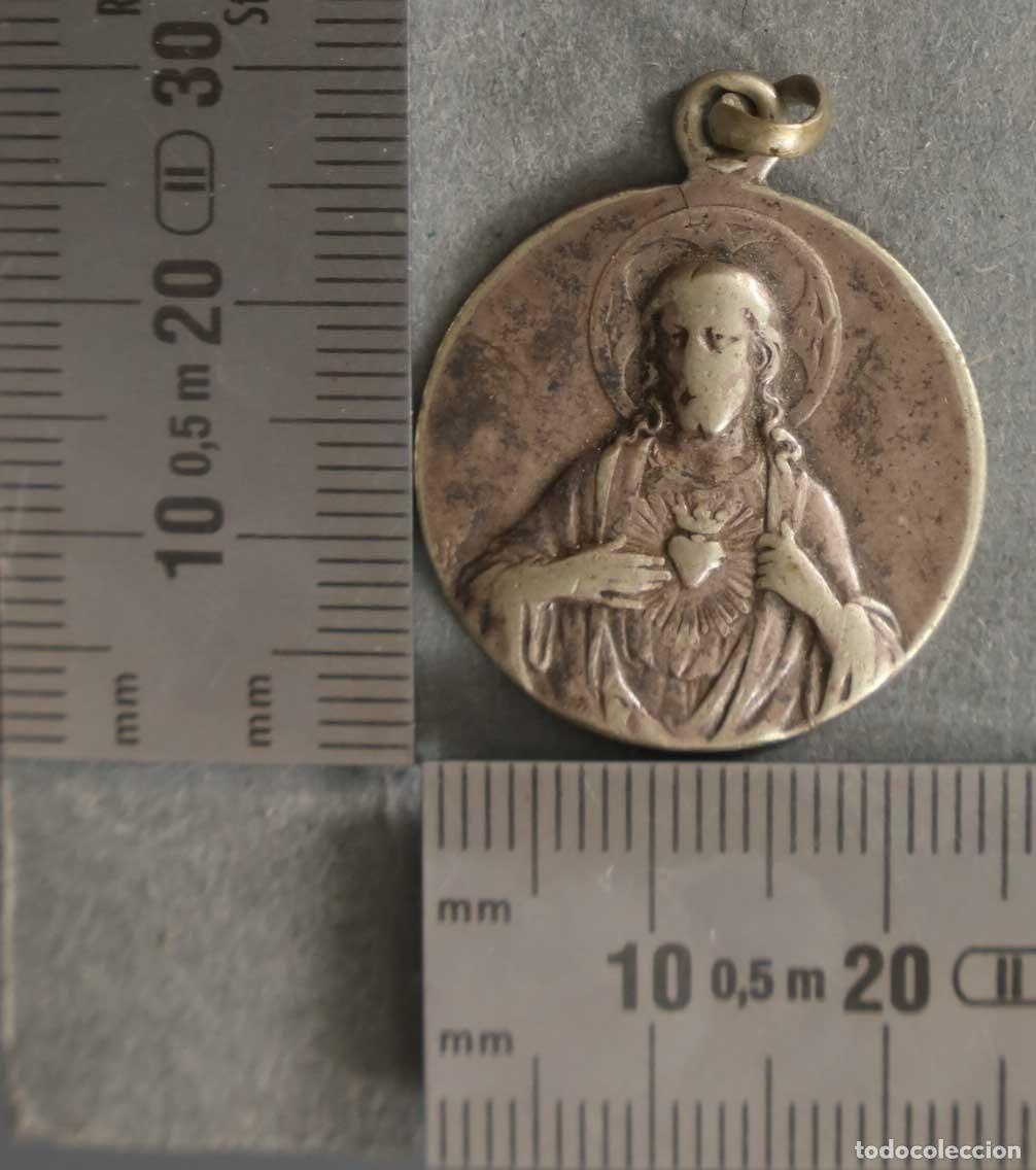 Antig&uuml;edades: MEDALLA. SGDO CORAZON. VIRGEN DEL CARMEN - Foto 1